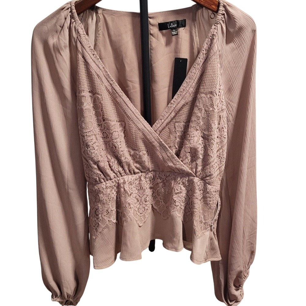 Lulus Mauve Taupe Lace Empire Waist Peplum Top NWT Small S 2 4 Whimsigoth‎ Fairy
